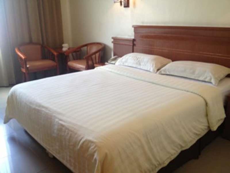 Utama Hotell Batam Exteriör bild