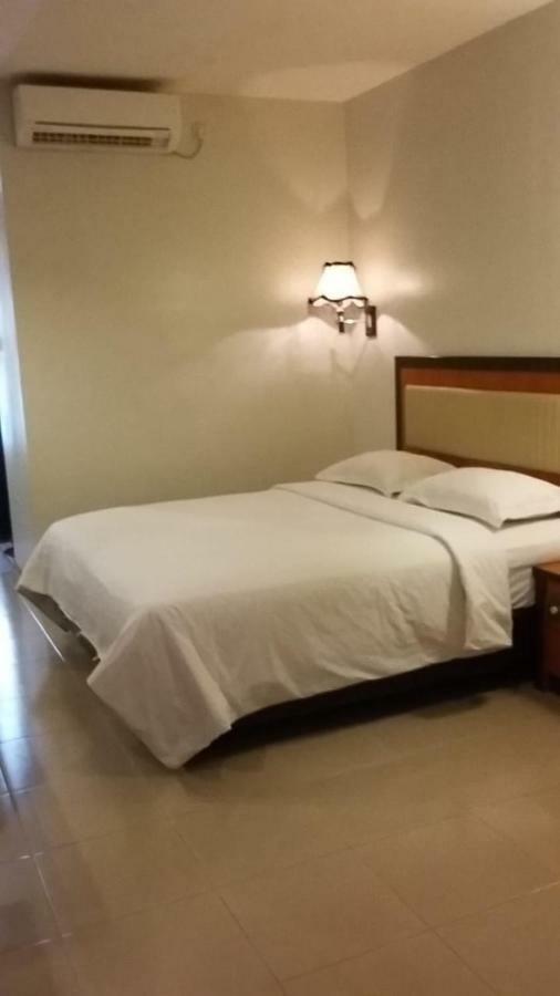 Utama Hotell Batam Exteriör bild